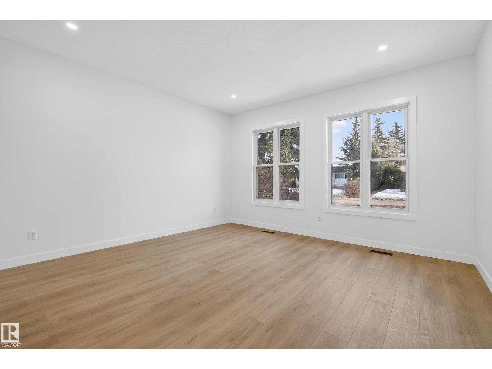712 KNOTTWOOD RD NW — photo 5