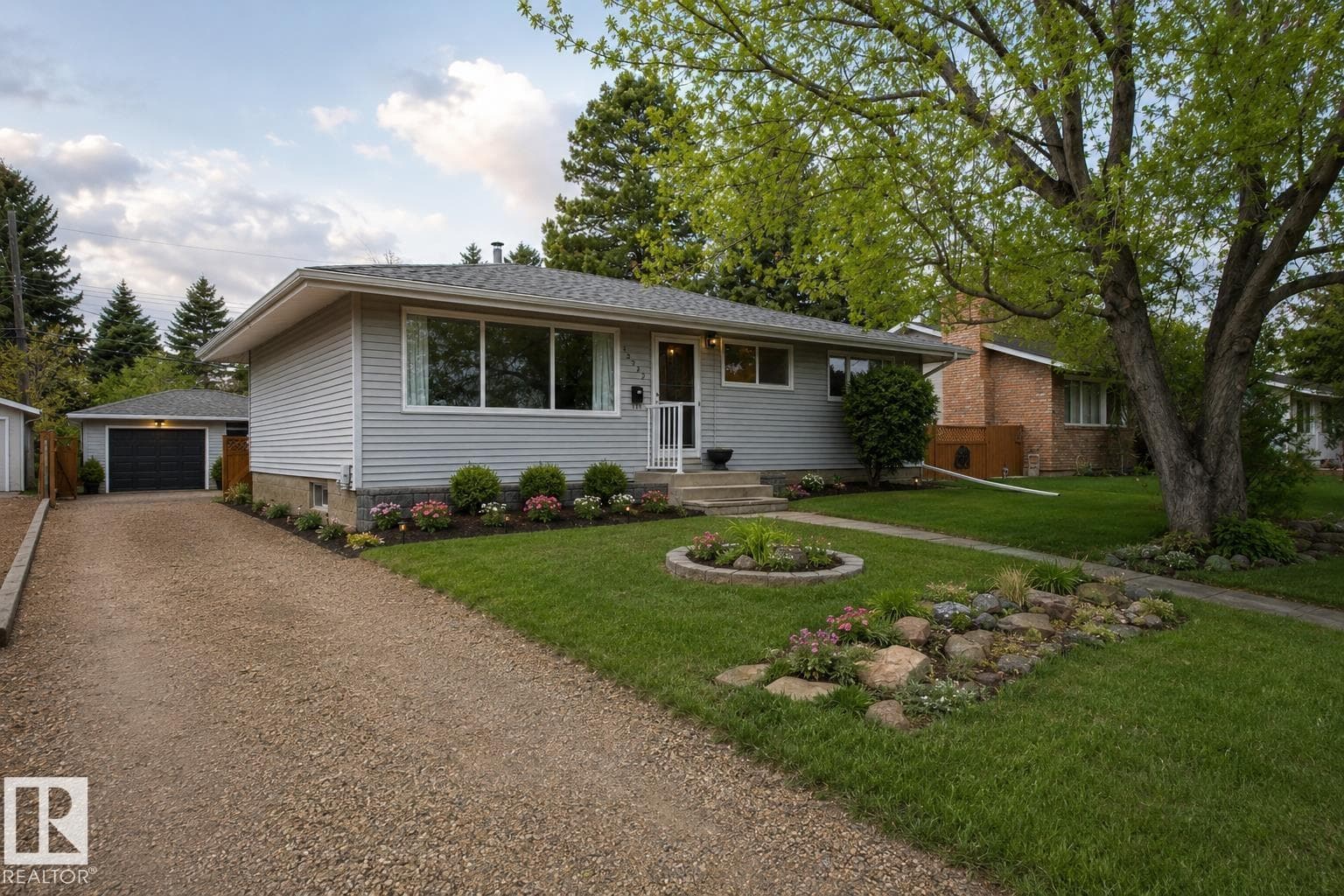 13312 137 ST NW