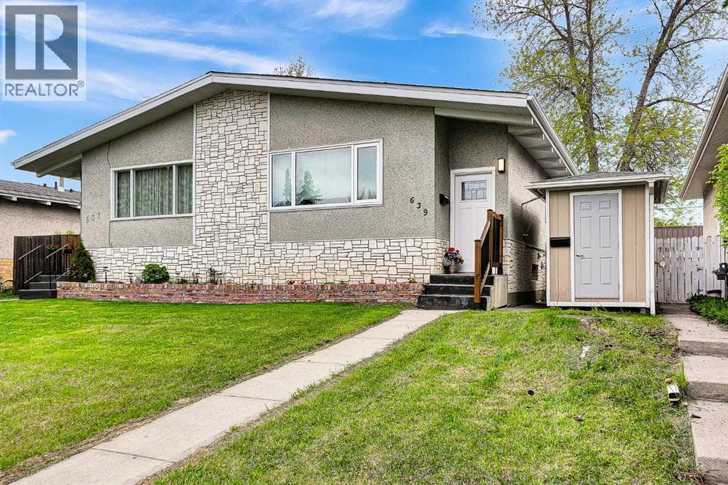 639 Kingsmere Crescent SW — photo 2