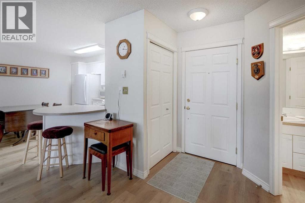 101, 6800 Hunterview Drive NW — photo 4