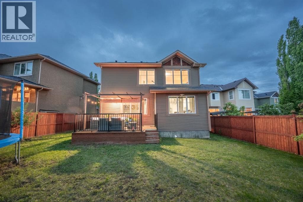 575 Evergreen Circle SW — photo 2