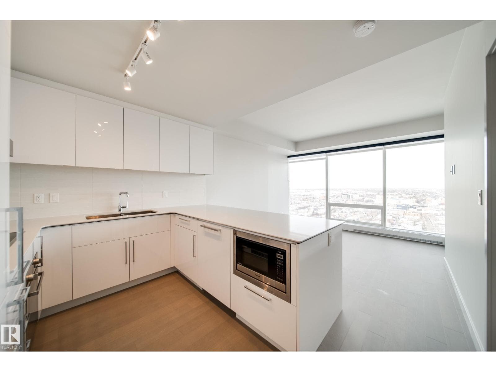 #2502 10360 102 ST NW — photo 3