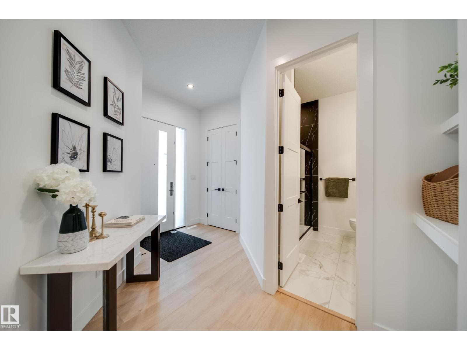 #2 20425 93 AV NW — photo 3