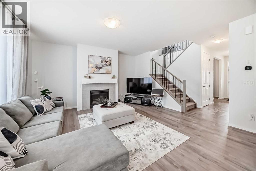 26 Carringwood Street NW — photo 5