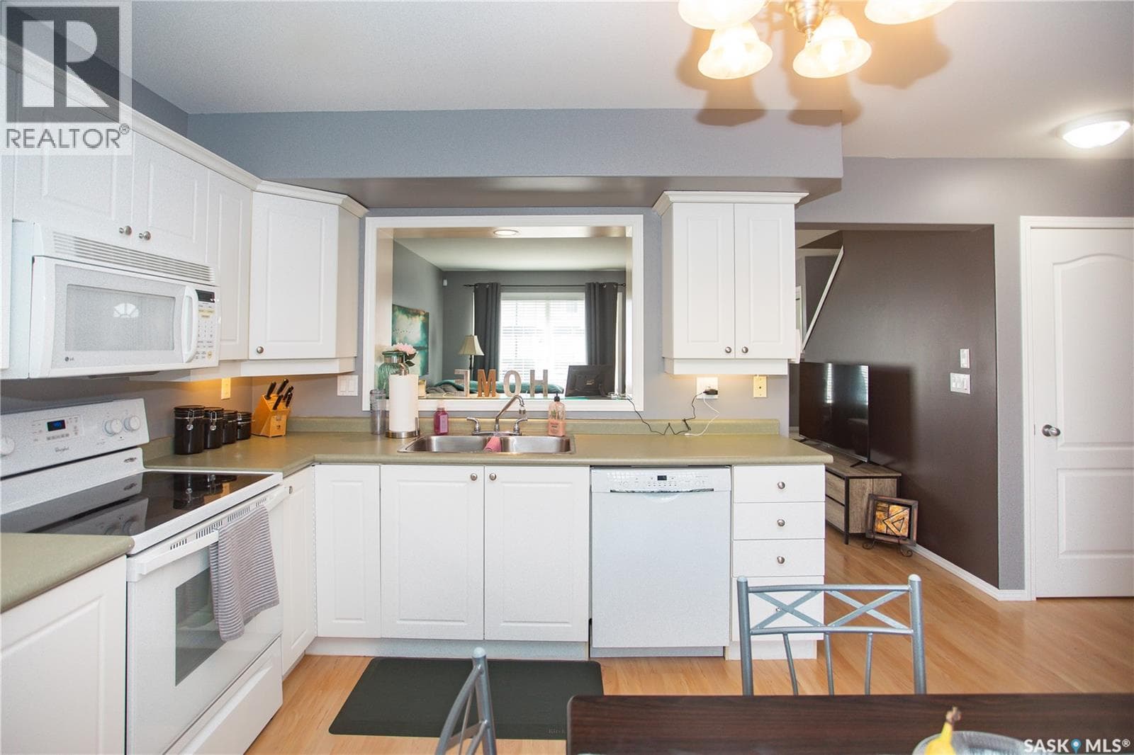 163 670 KENDERDINE ROAD — photo 5