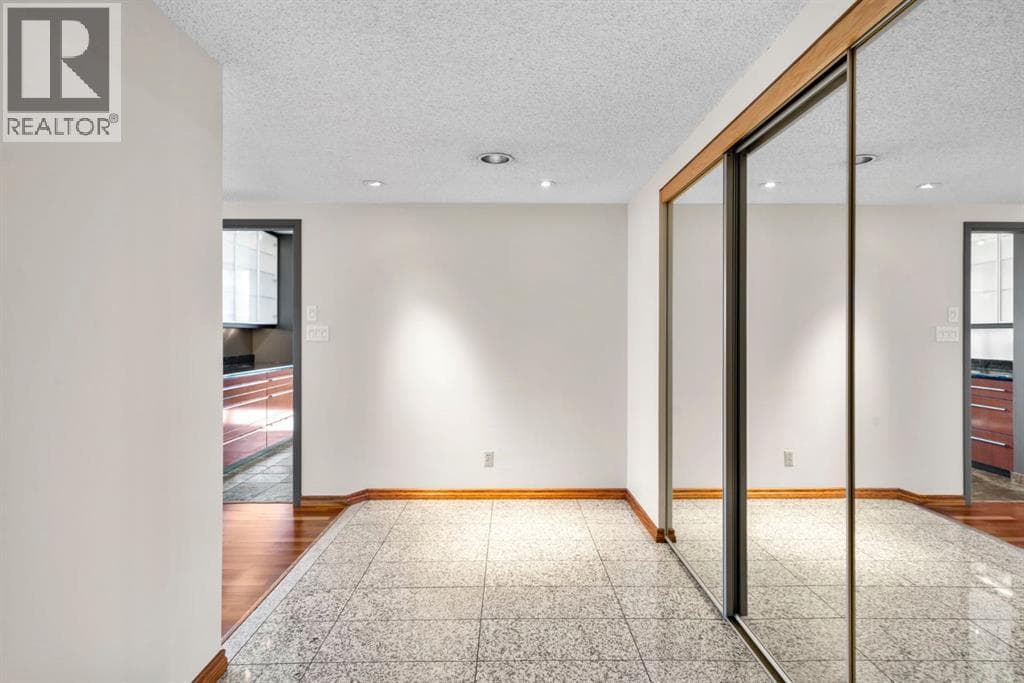 902A, 500 Eau Claire Avenue SW — photo 5