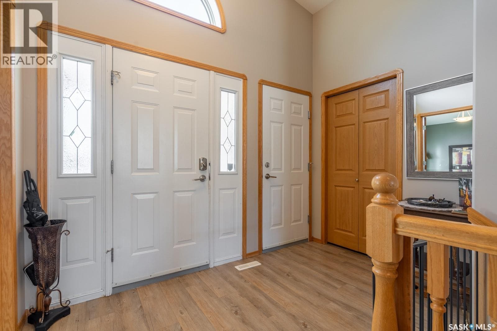 3807 Britannia PLACE E — photo 4