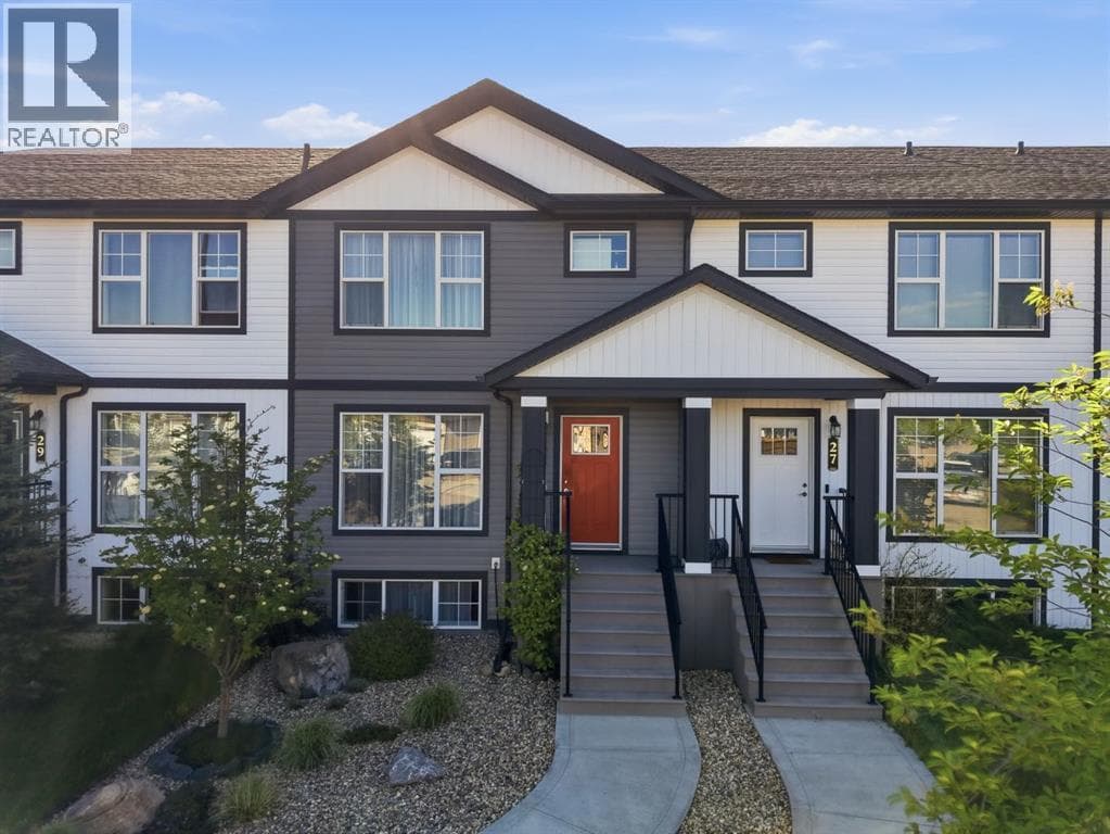 28 Hawthorn Place