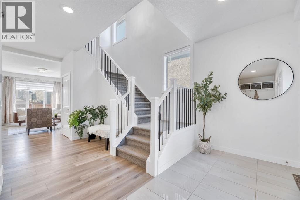 485 Legacy Boulevard SE — photo 3