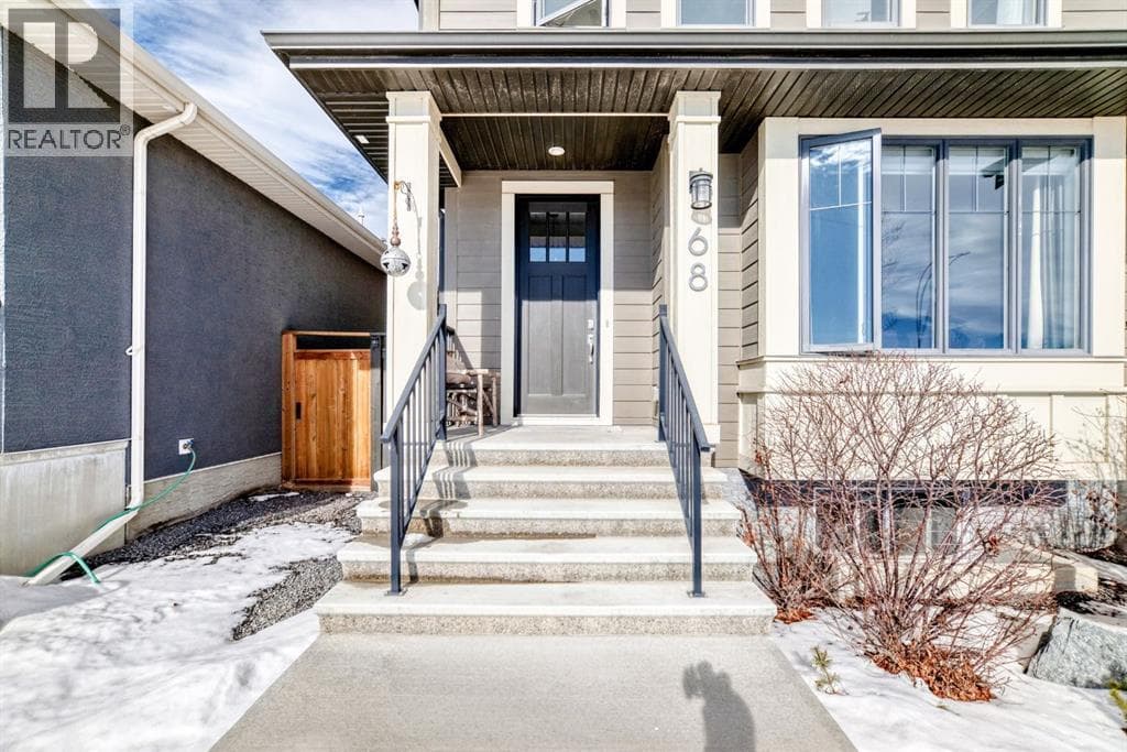 68 Mahogany Gardens SE — photo 2