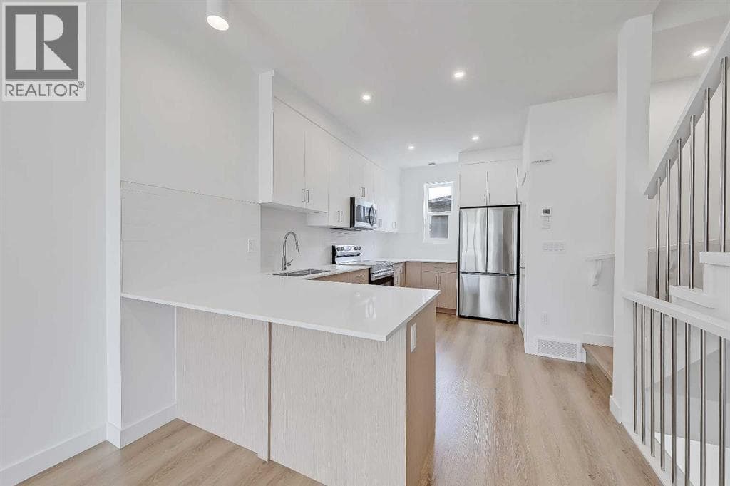 108, 3550 45 Street SW — photo 3