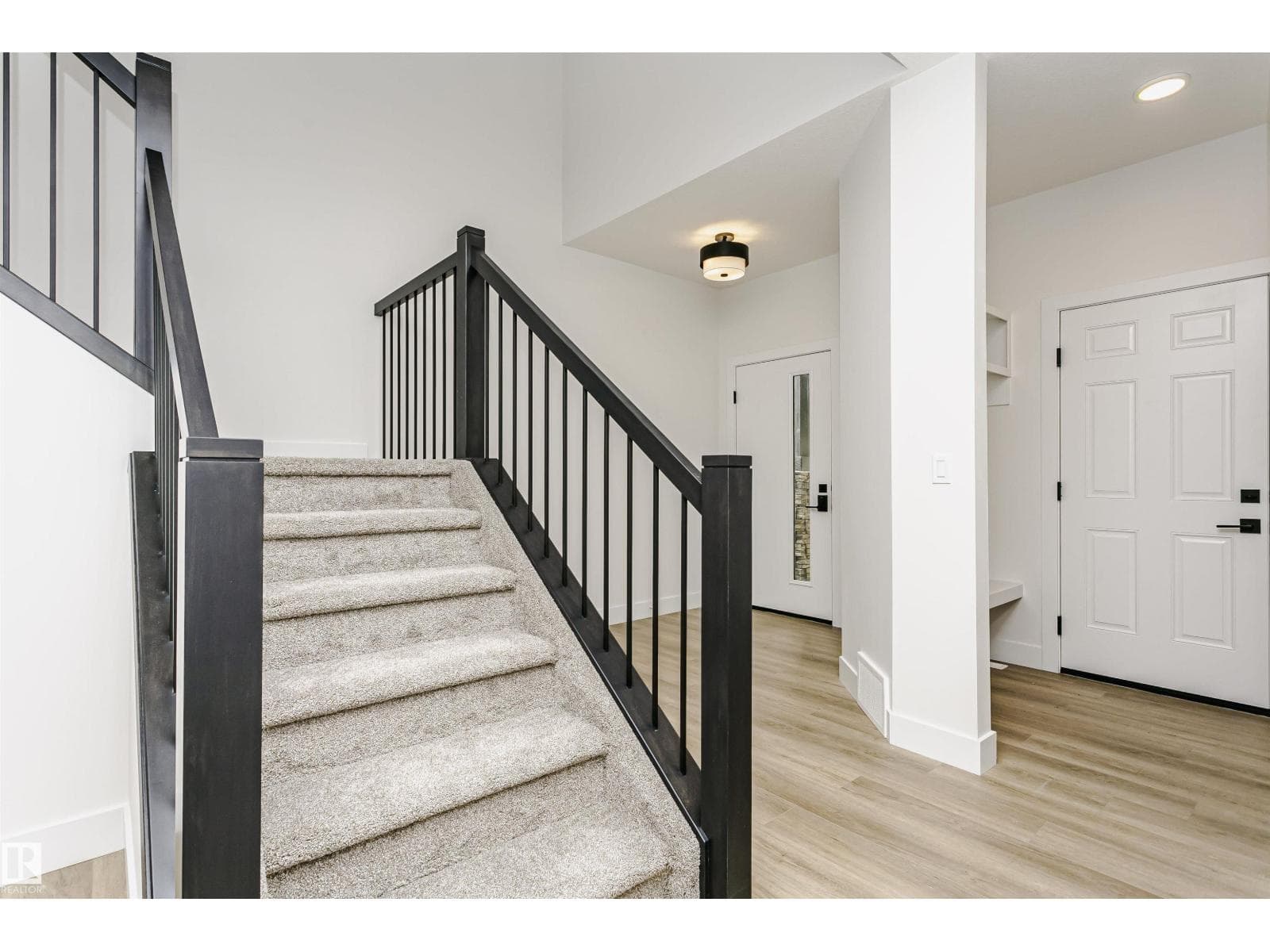6210 DANSEREAU CR — photo 3