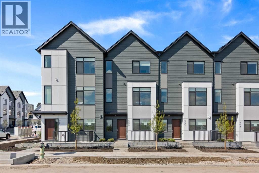 293 Dieppe Drive SW