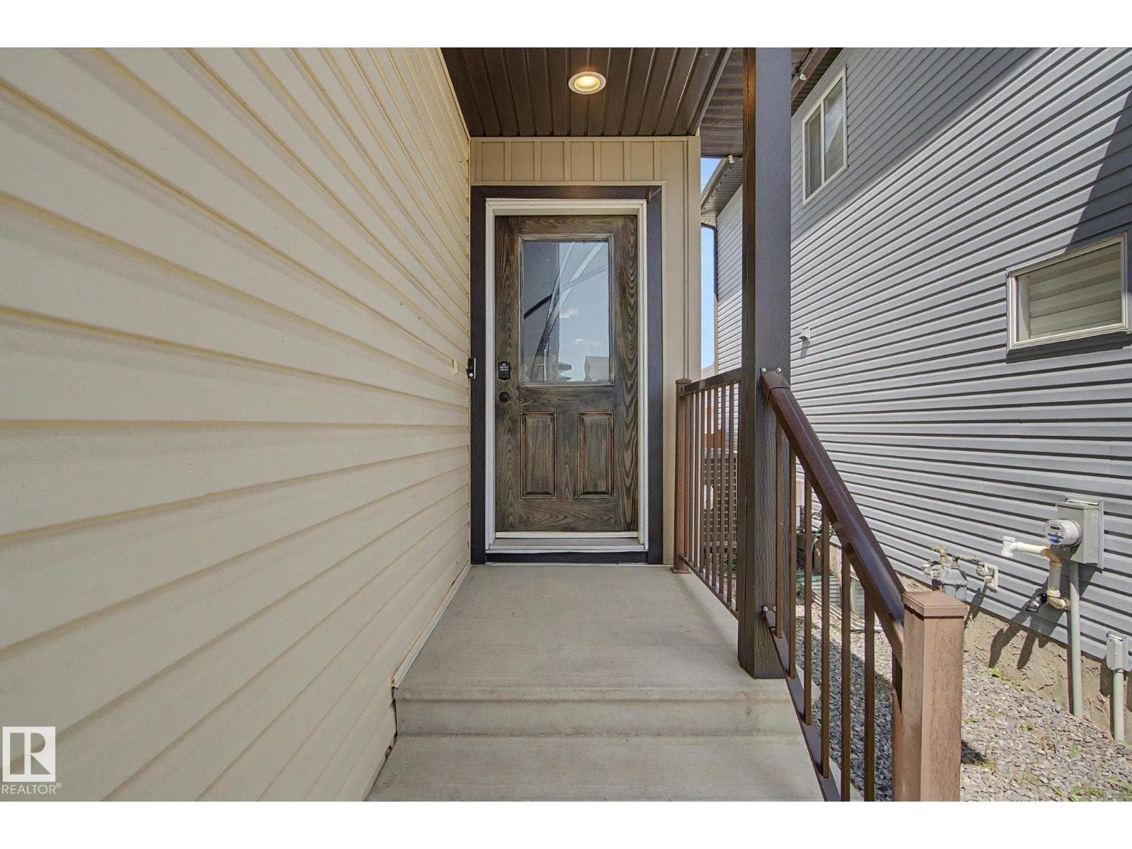 170 SPRUCE GARDENS CR — photo 4