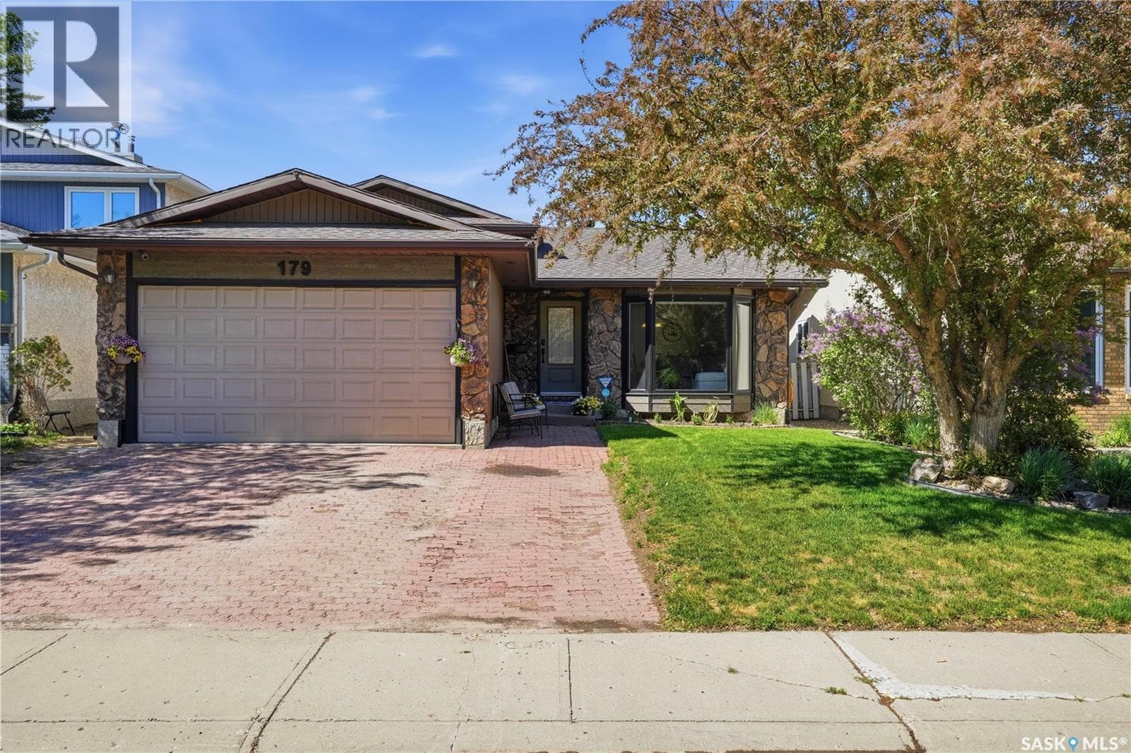 179 Merlin CRESCENT