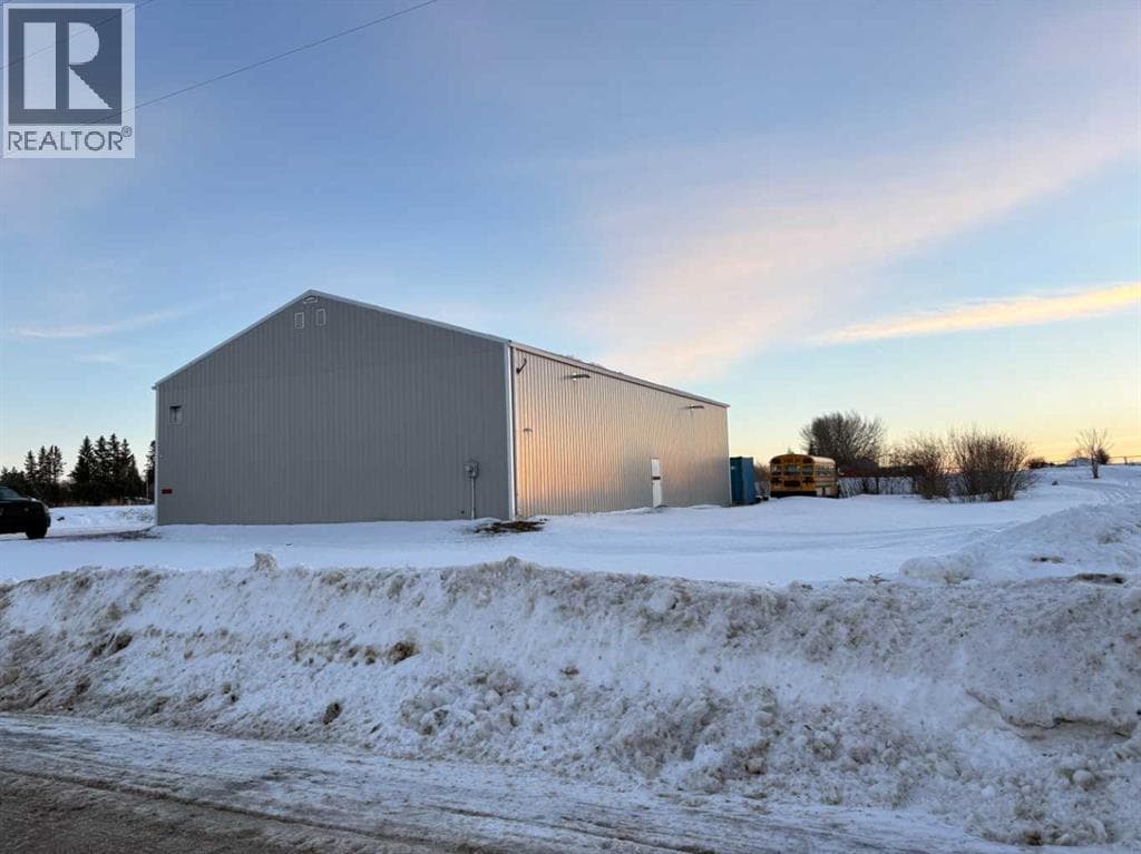 5101 49 Avenue — photo 3