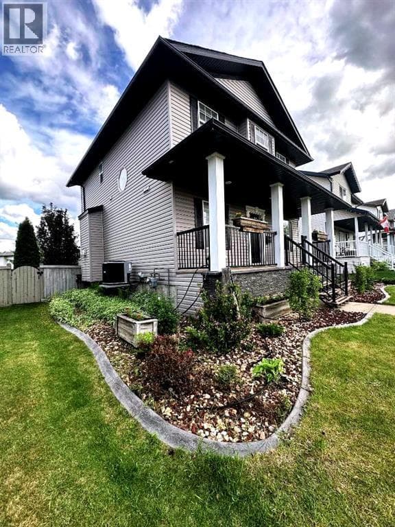 279 Pinnacle Drive — photo 2