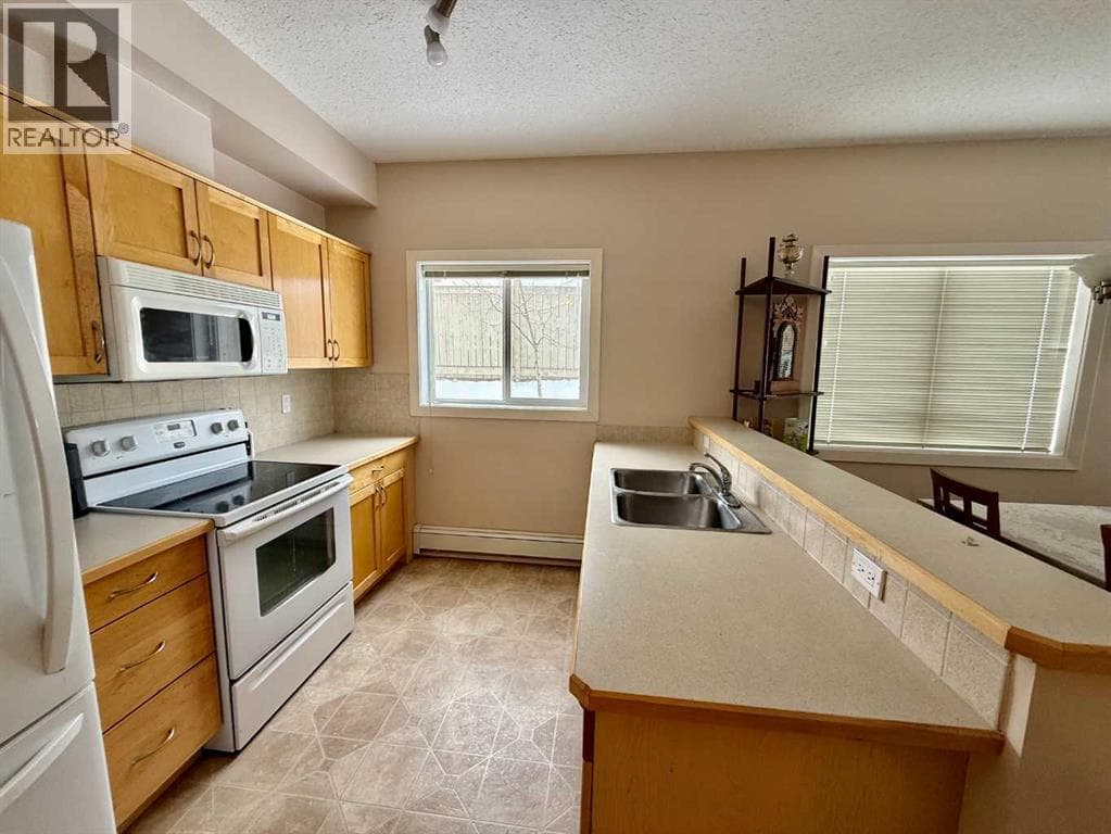102, 109 Seabolt Drive — photo 4