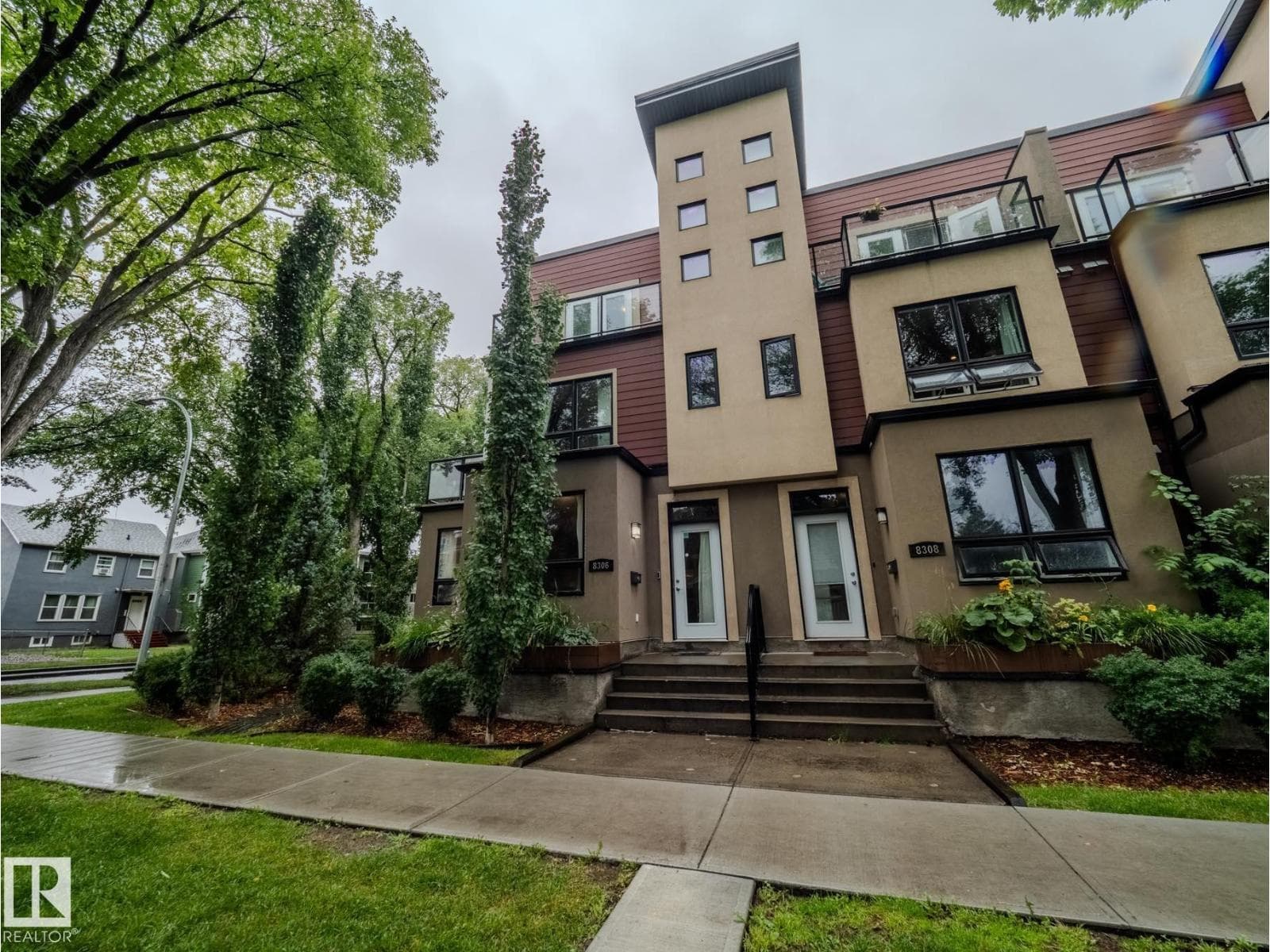 8306 108 ST NW