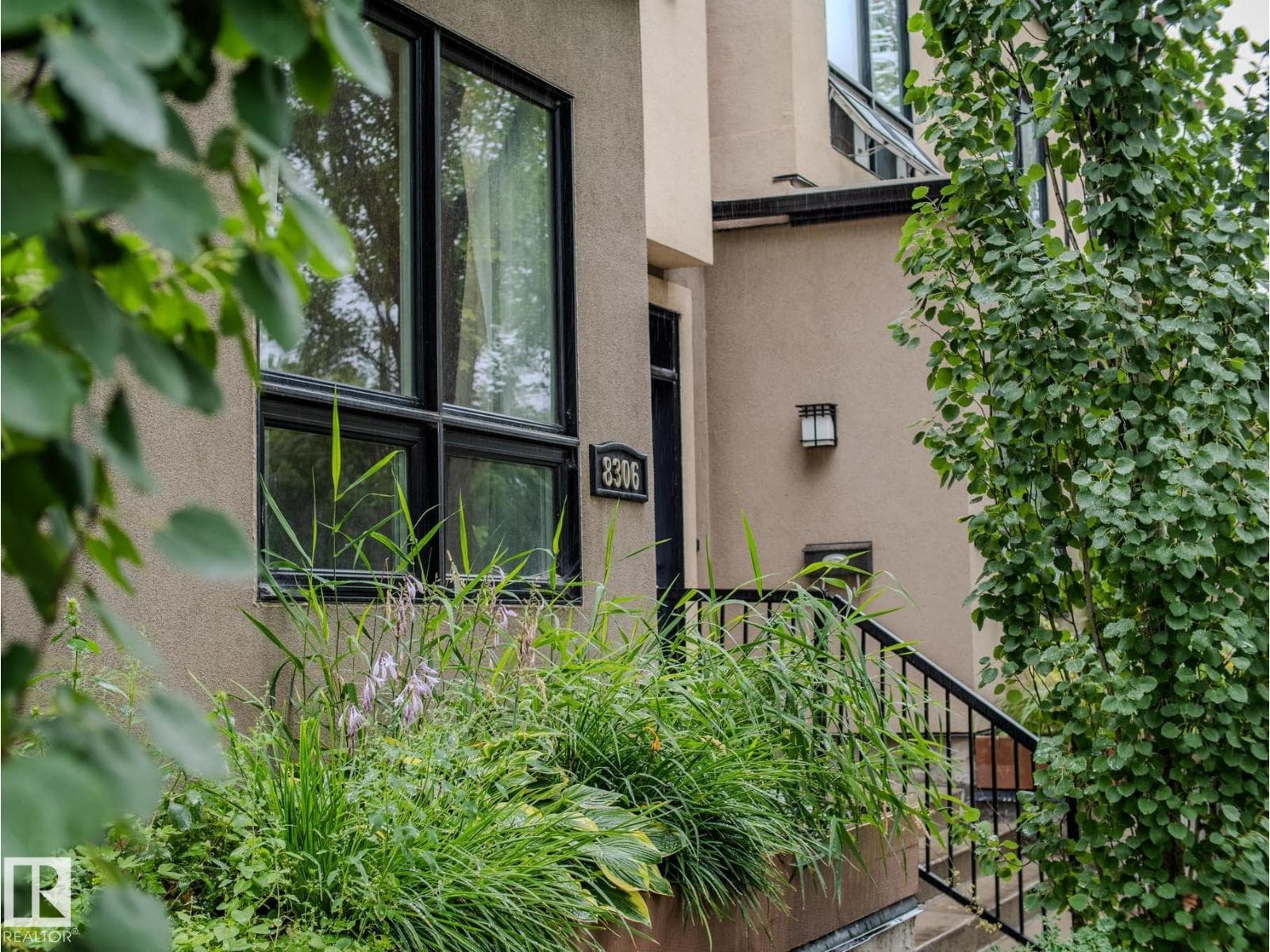 8306 108 ST NW — photo 3