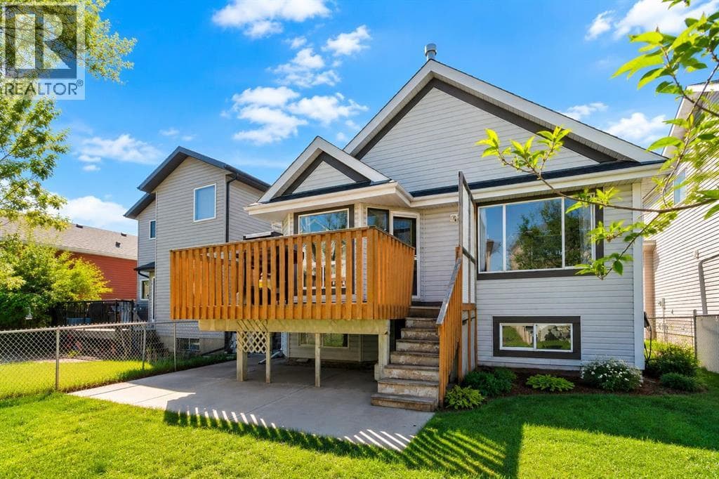 24 Citadel Close NW — photo 3