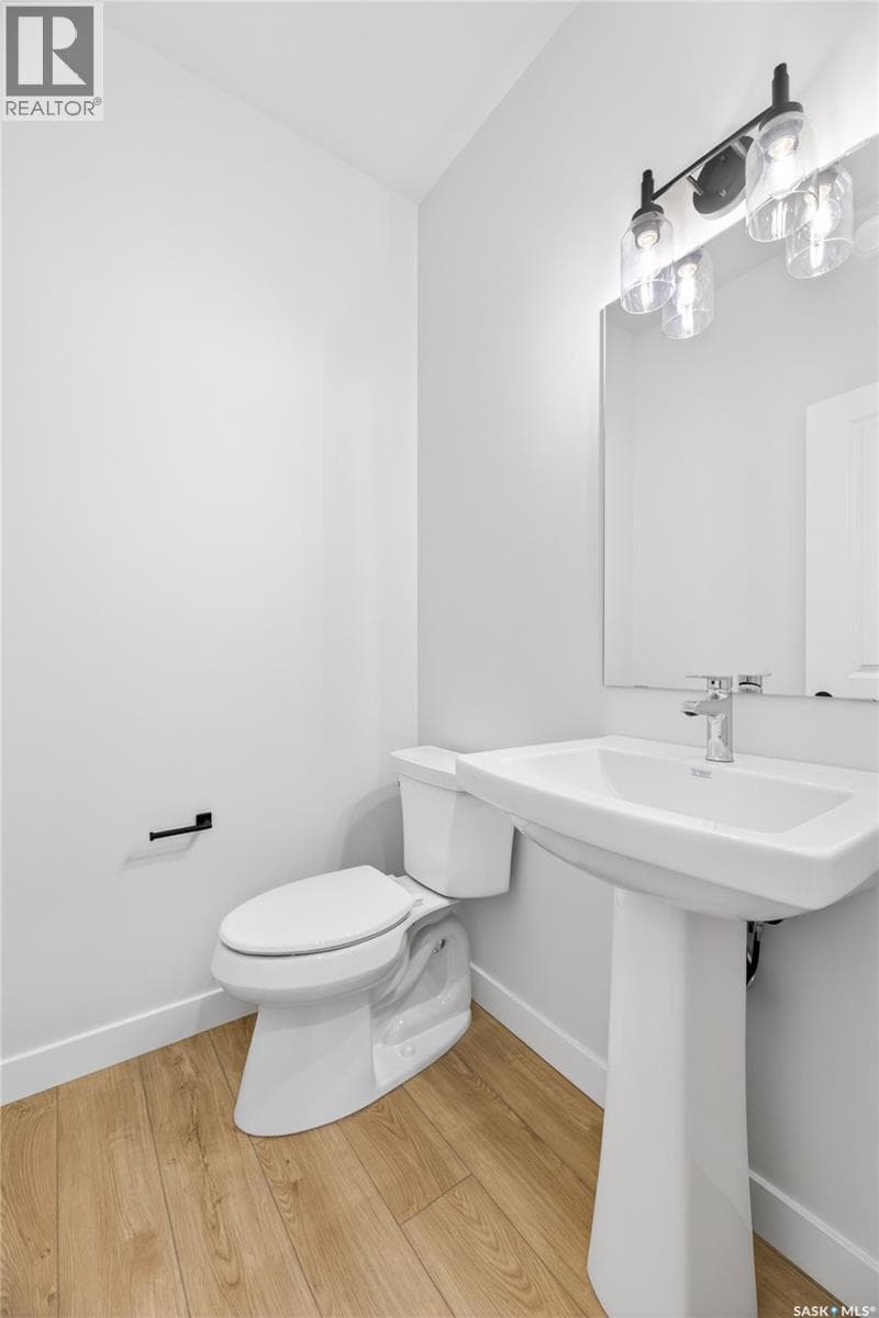 4 830 Brighton BOULEVARD — photo 4