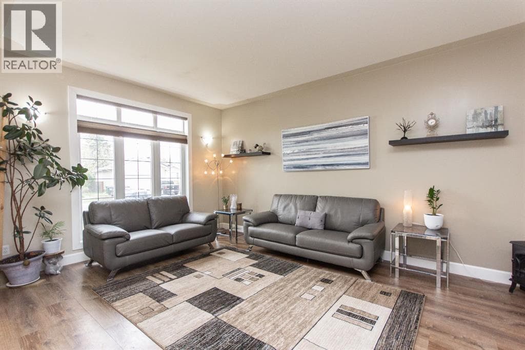 57 Lagrange Crescent — photo 3