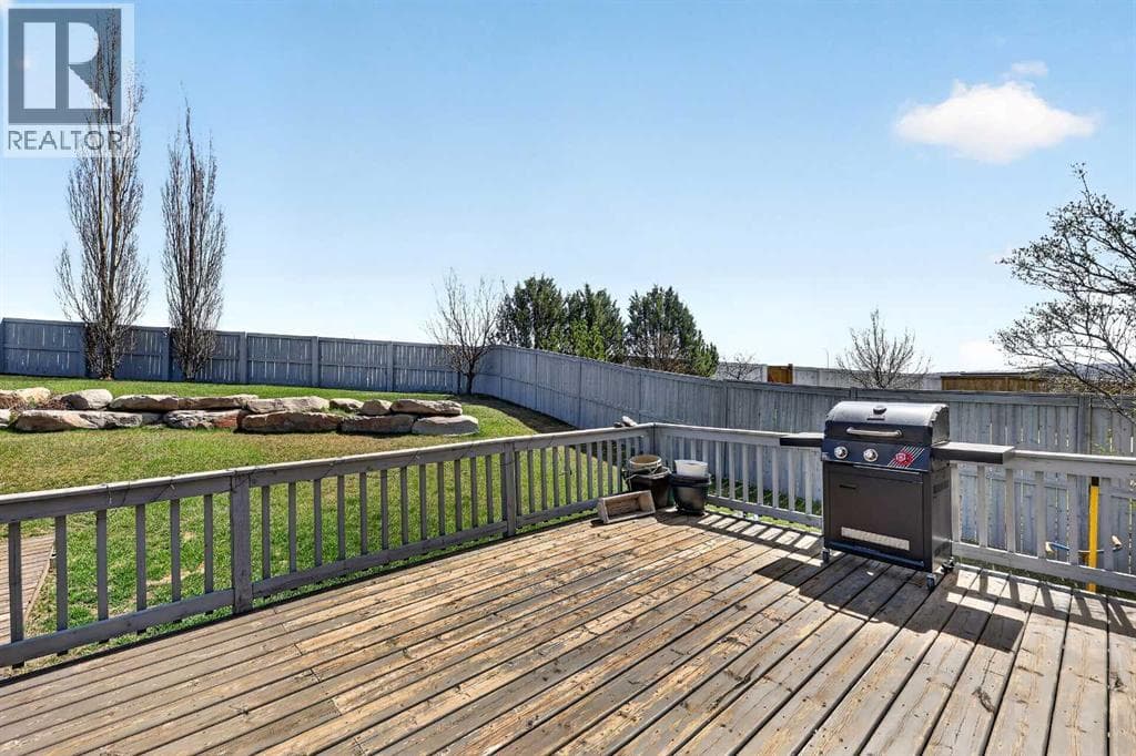 99 Evansmeade Crescent NW — photo 3