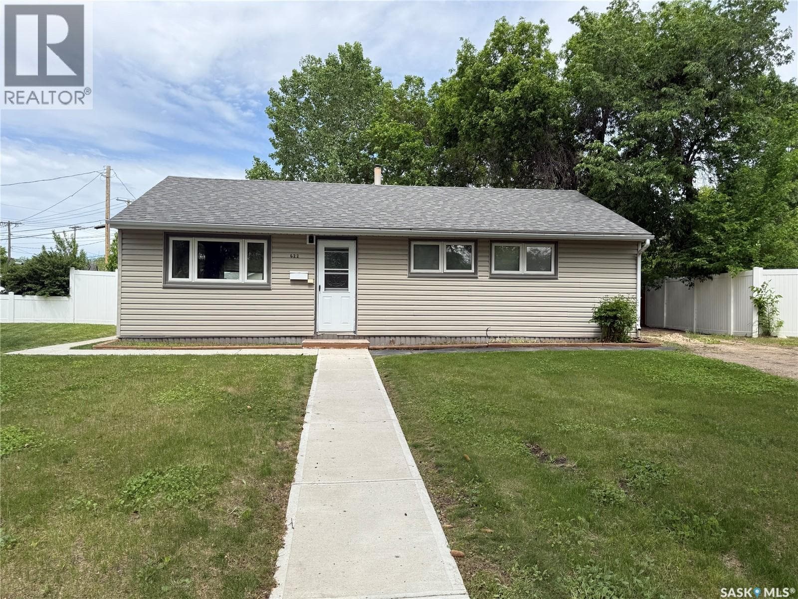 622 Williams CRESCENT