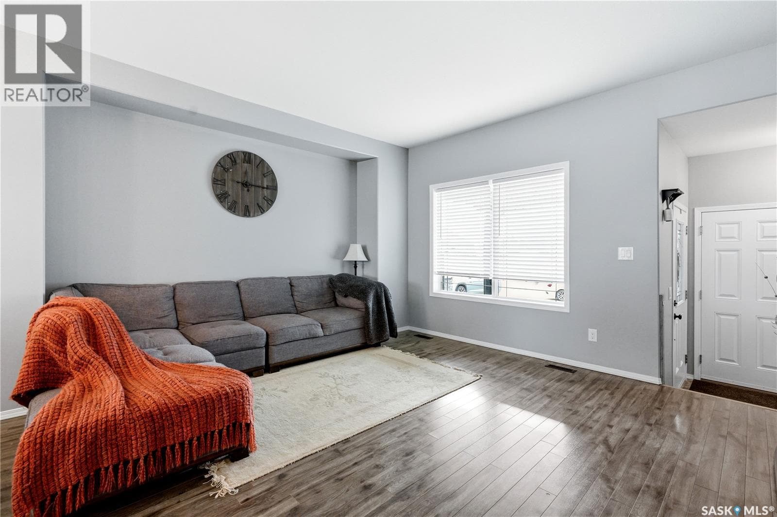 705 Gowan ROAD — photo 4