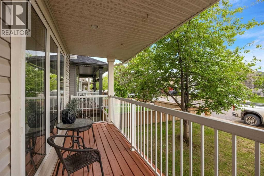257 Hawthorn Way — photo 3