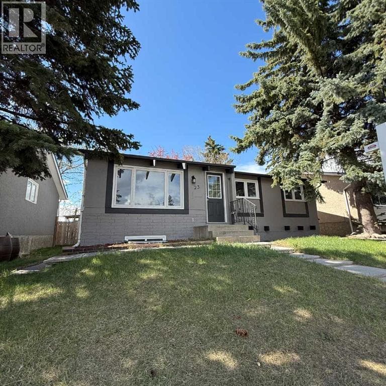 23 Marbank Way NE — photo 2