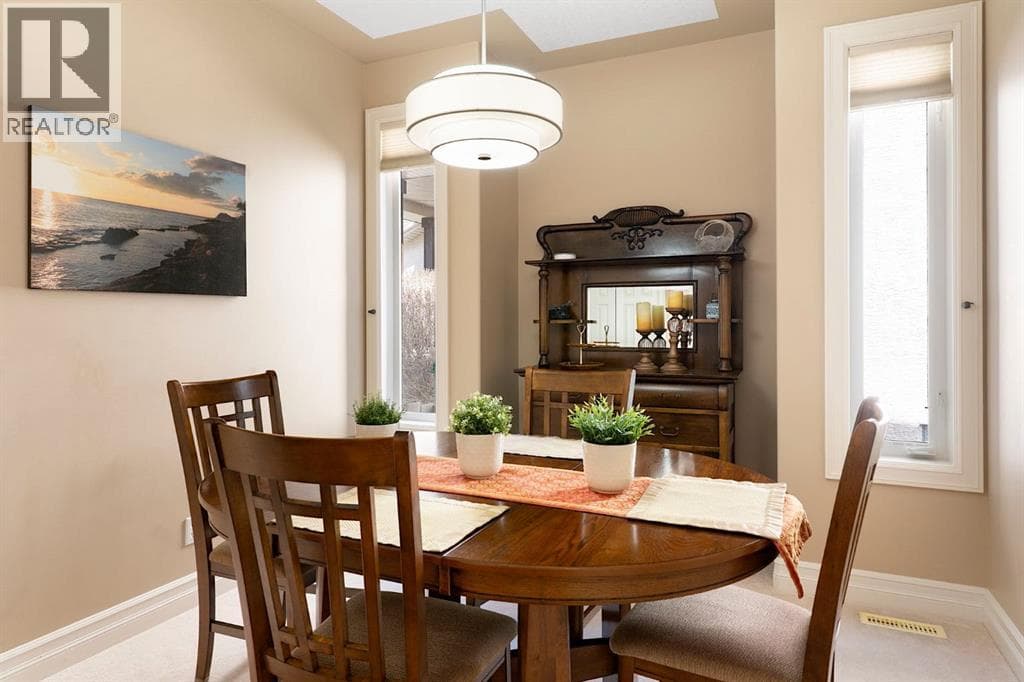 127 Gleneagles Terrace — photo 4