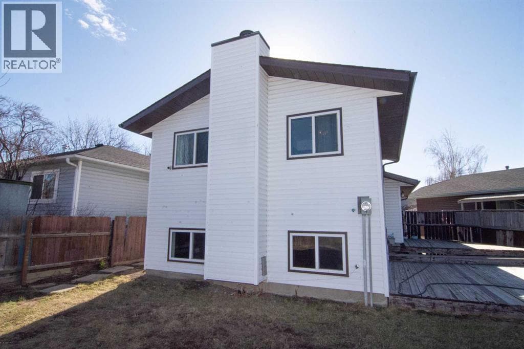 27 Taraglen Court NE — photo 4