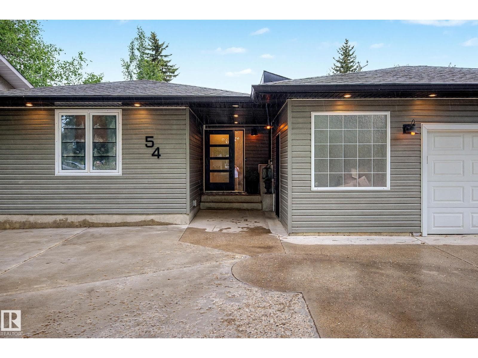 54 GLADSTONE CR — photo 5
