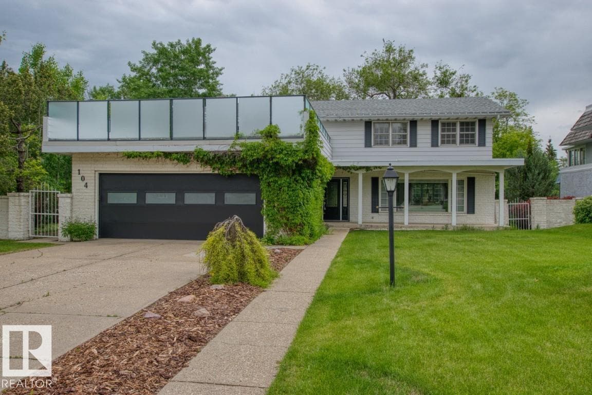 104 QUESNELL CR NW