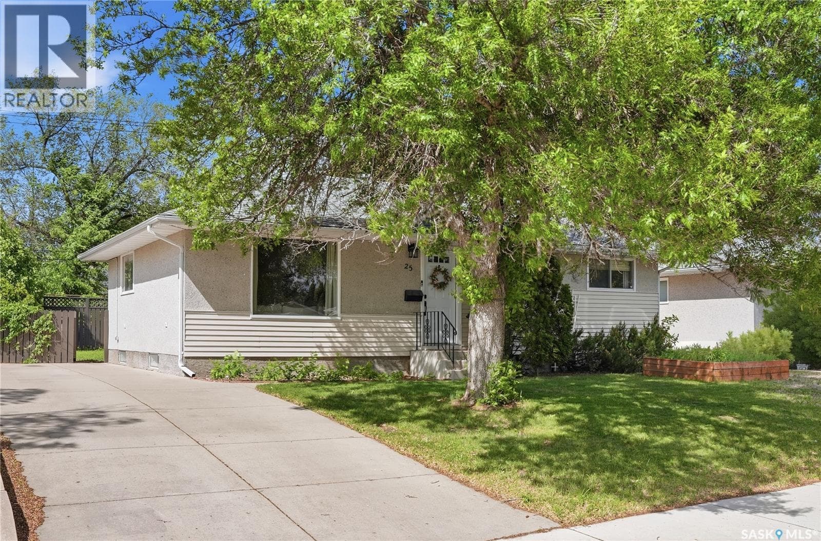 25 Murphy CRESCENT — photo 3