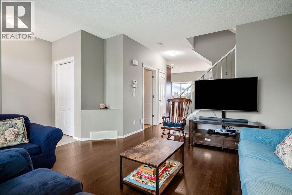 162 Cranford Park SE — photo 5