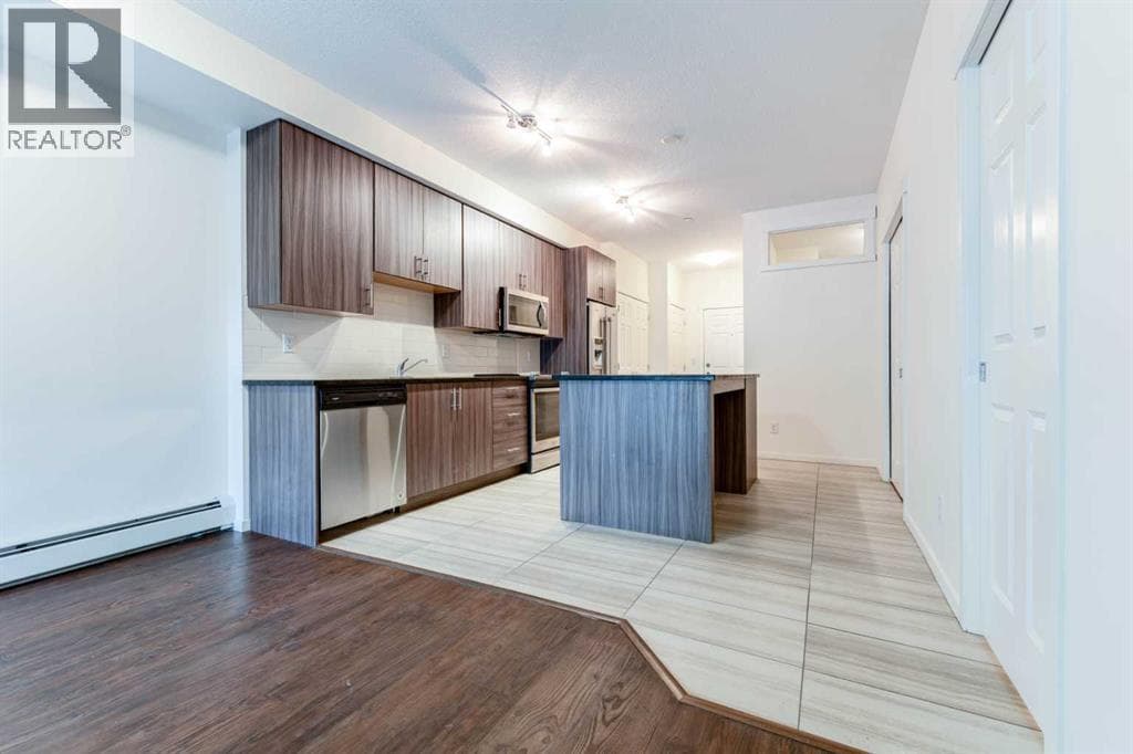 4116, 215 Legacy Boulevard SE — photo 3