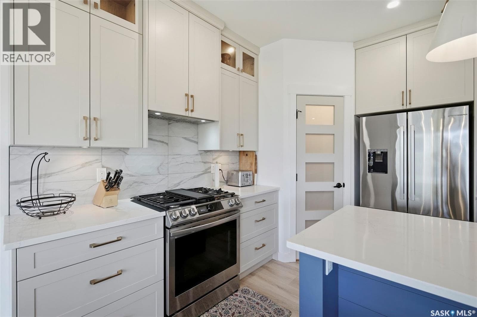 302 Chelsom MANOR — photo 5