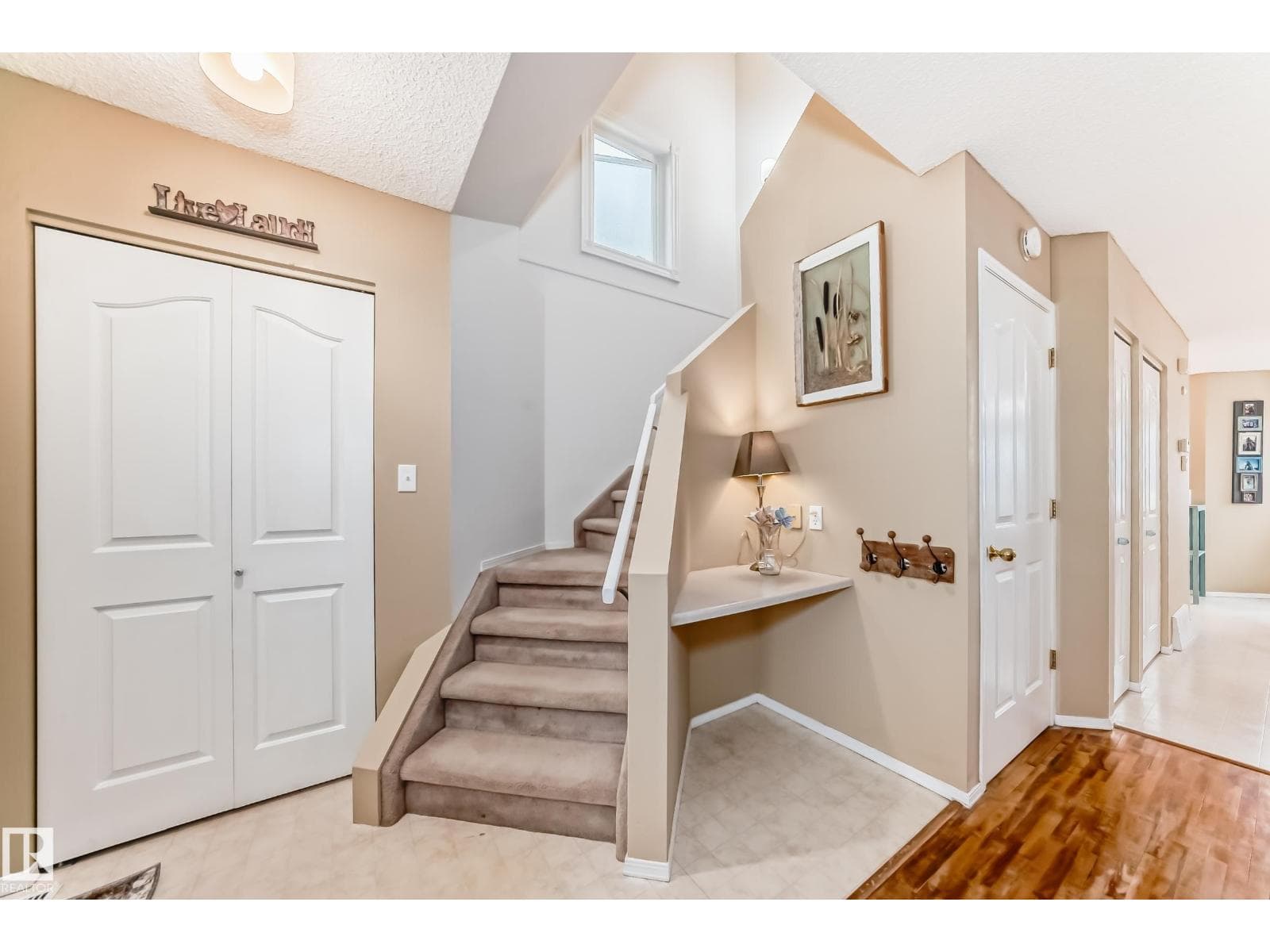 11831 9 AV NW — photo 3
