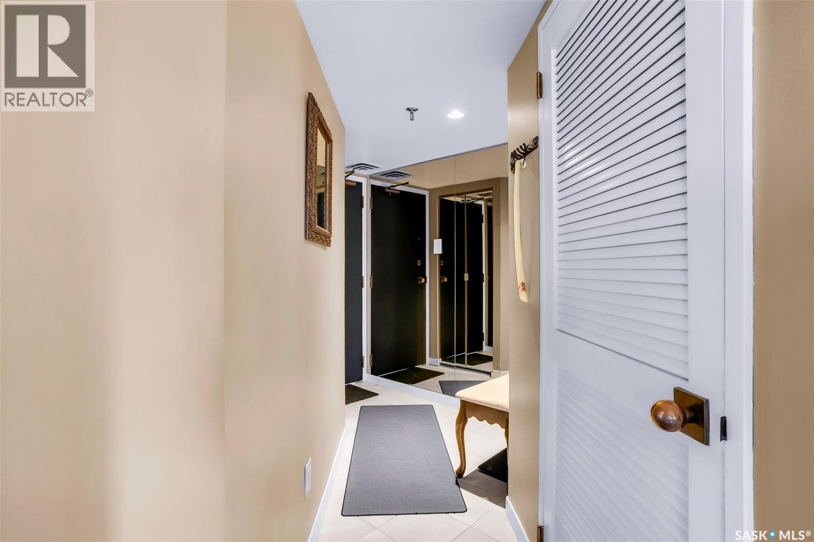 680 424 Spadina CRESCENT E — photo 5