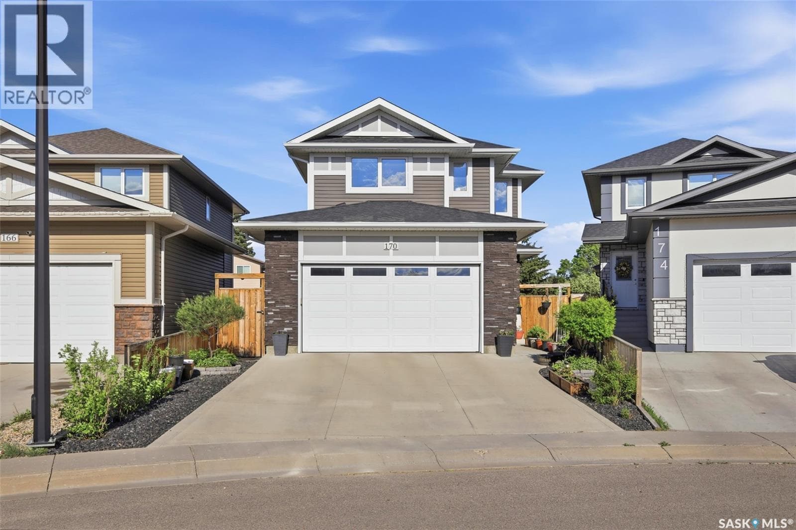 170 Palliser COURT