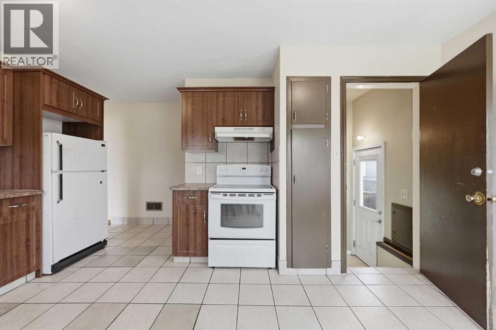 1159 Radnor Avenue NE — photo 5