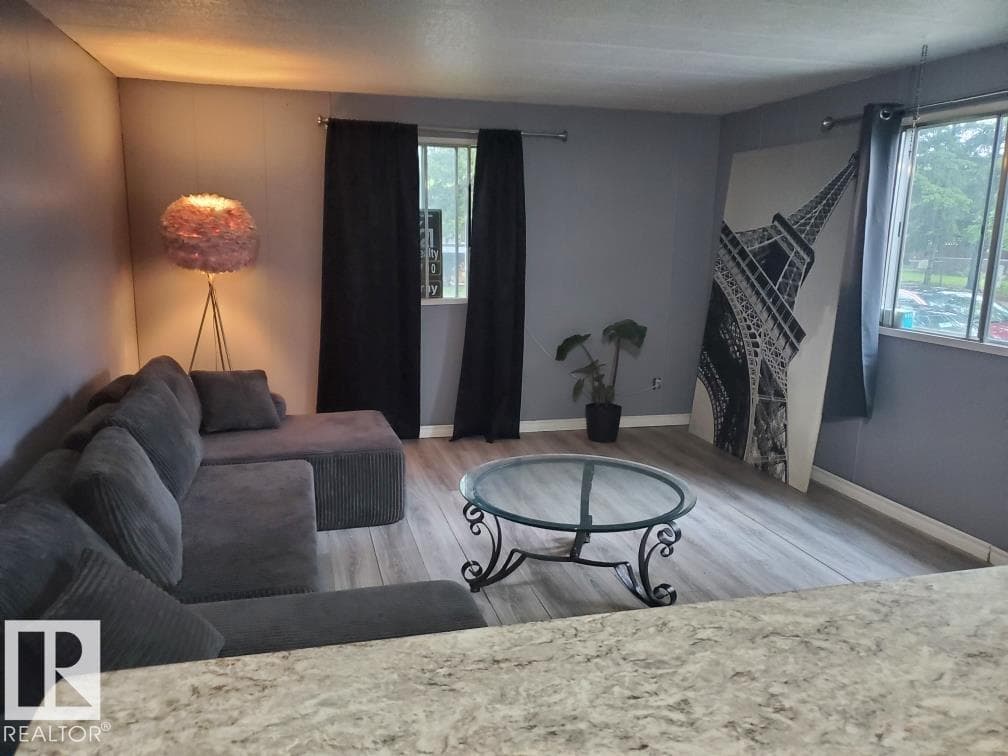 14 Willowdale DR NW — photo 5