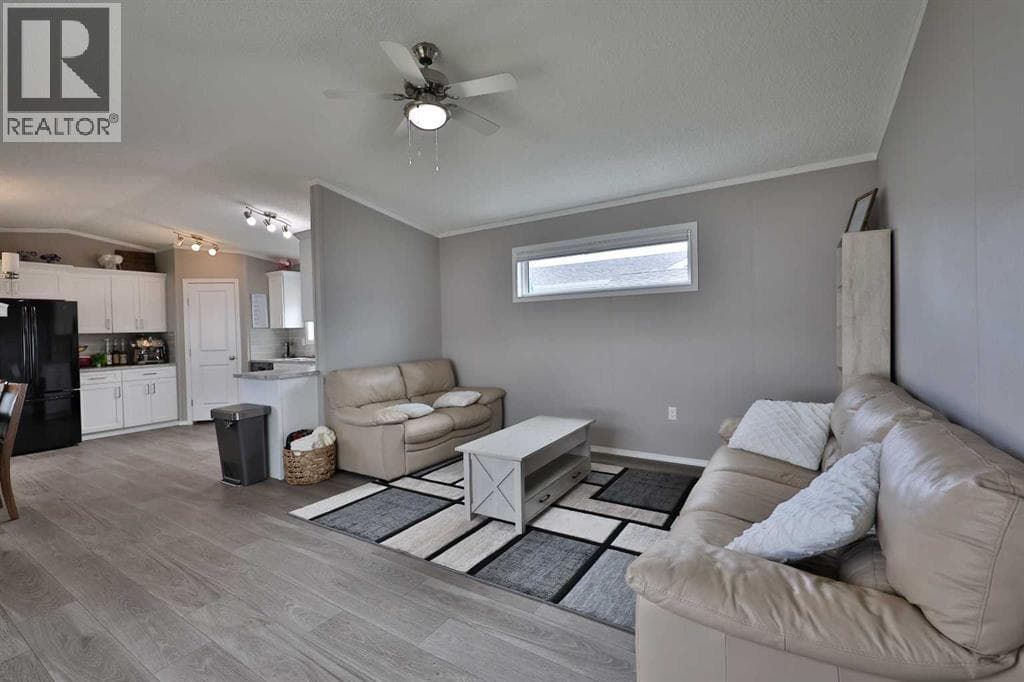 5021 Applewood Road — photo 4
