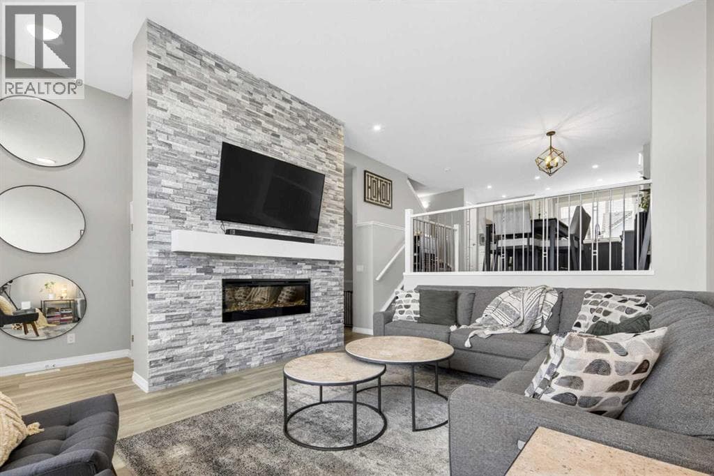 261 Masters Road SE — photo 3