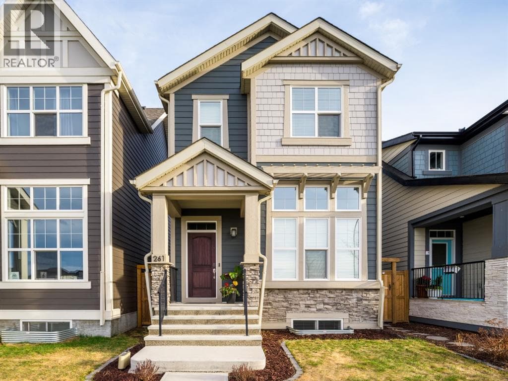 261 Masters Road SE — photo 2