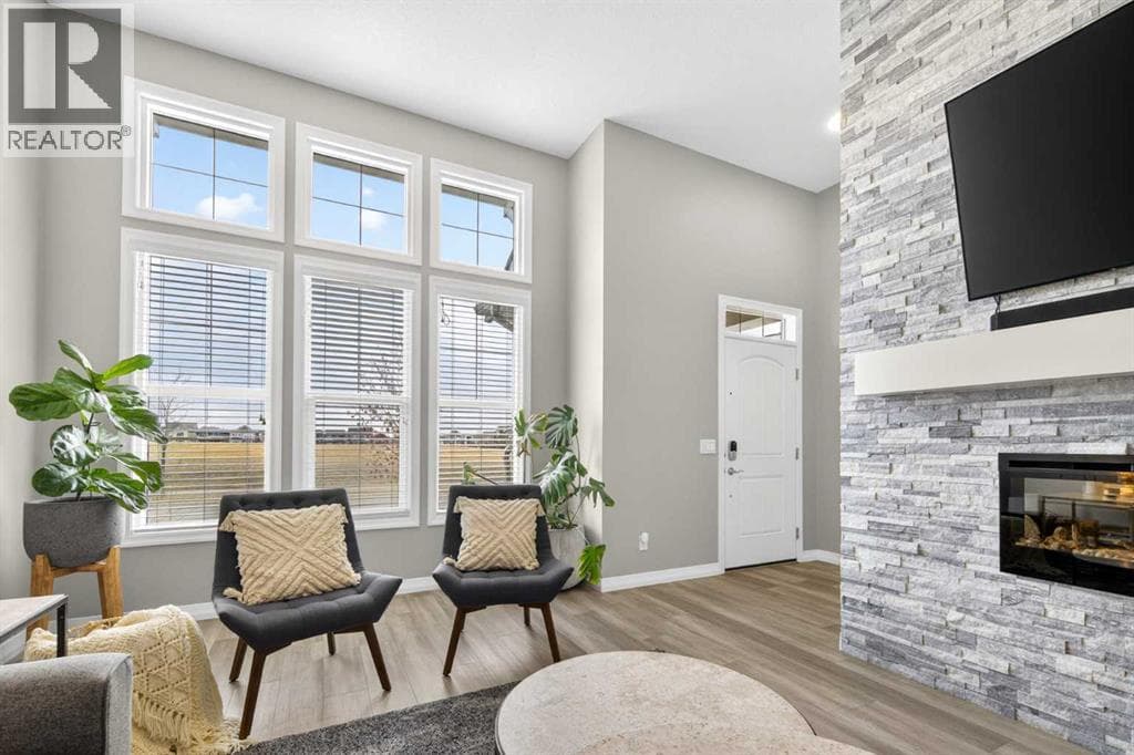 261 Masters Road SE — photo 4