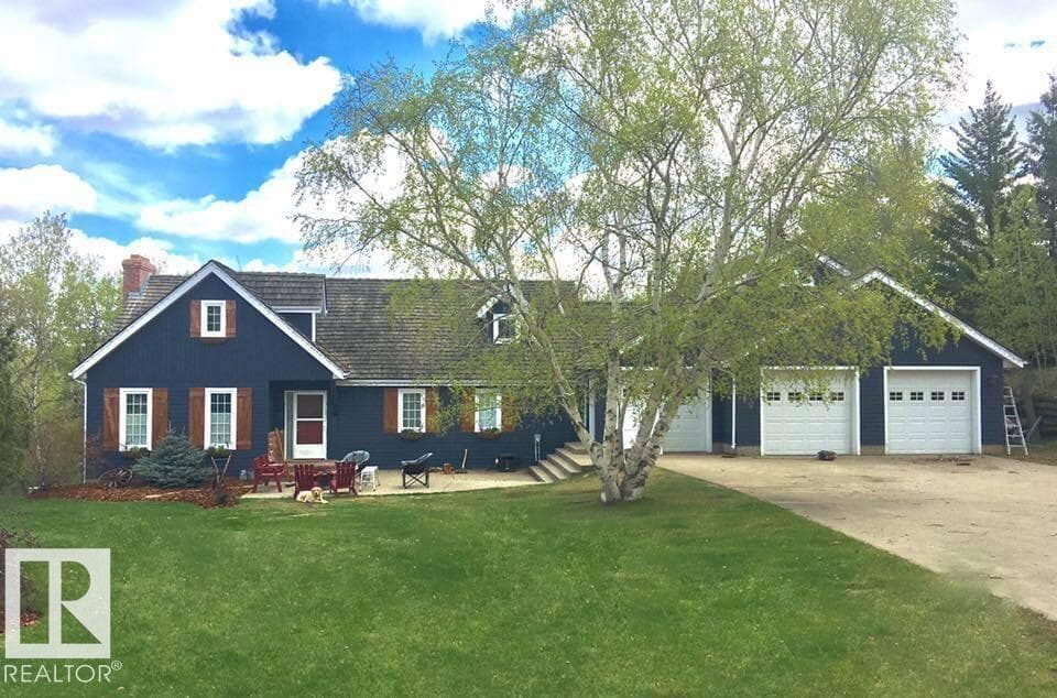 13 Grandview Crescent — photo 2